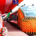 పట్టాలెక్కిన తొలి వందేభారత్‌ స్లీపర్‌