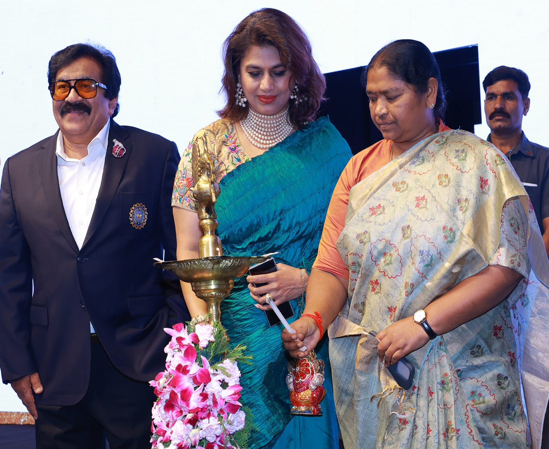 అక్షర జ్ఞానమే శక్తివంతమైన ఆయుధం