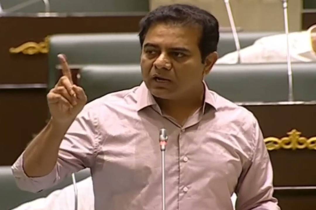 దృష్టి మ‌ళ్లించేందుకే తెర‌పైకి ఫార్ములా కేసు