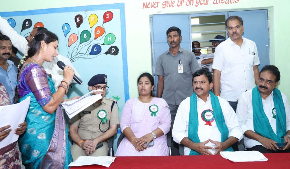 సమస్యల పరిష్కారానికే ‘ప్రజా దర్బార్‌’