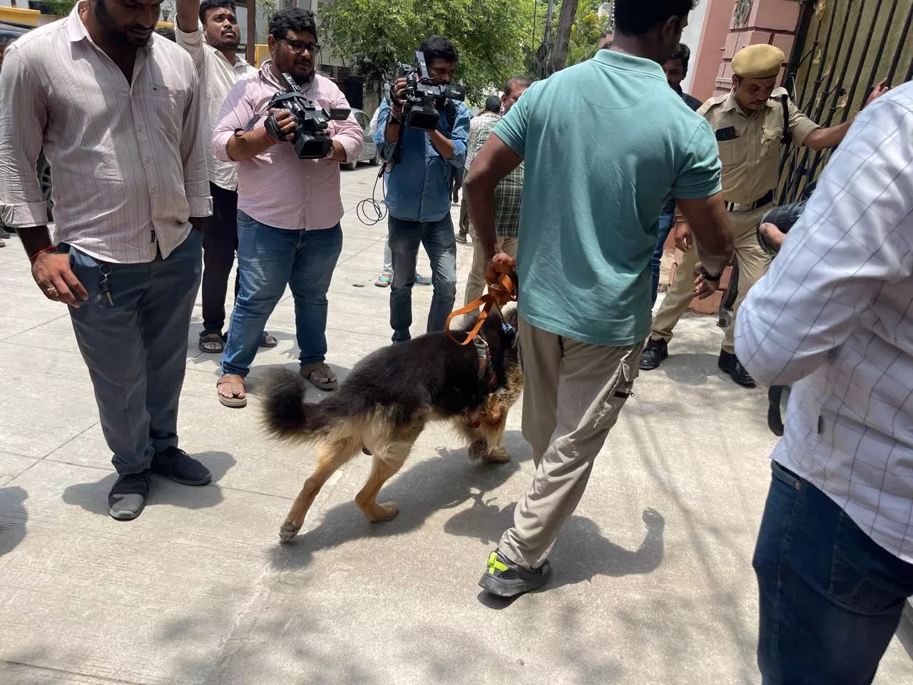 IPS Officer Wife Murder