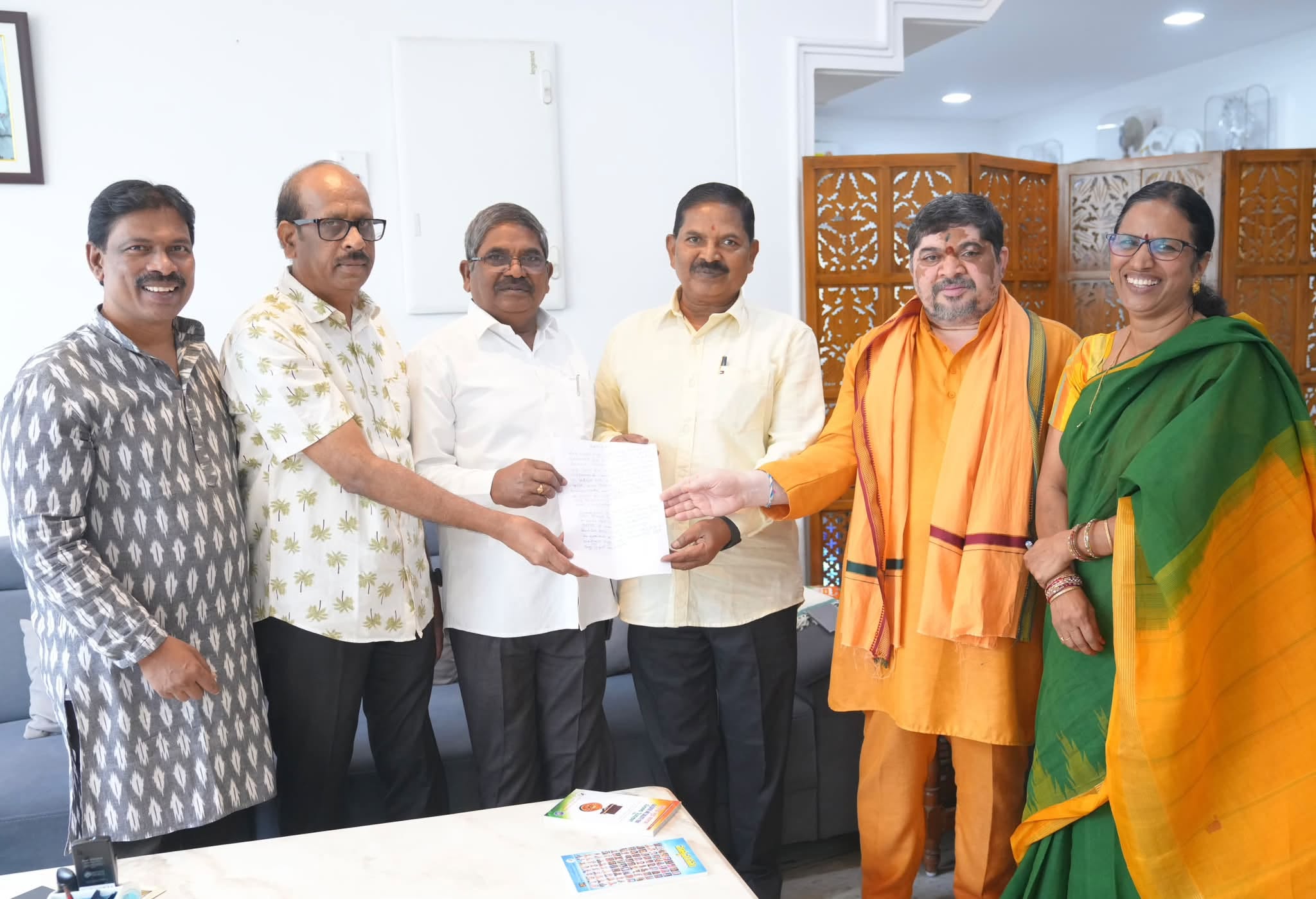 Ponnam Awards